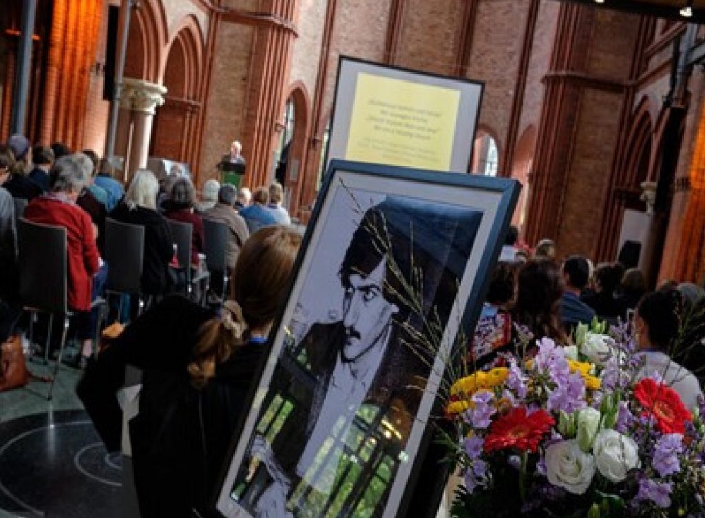 Tag des Kirchenasyls: Foto von Trauerfeier